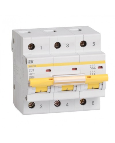 Выключатель автоматический 3P 32A (тип C) IEK ВА47-100 3P 32А (MVA40-3-032-C) в Рубцовске Электротехническое оборудование Pintop.ru