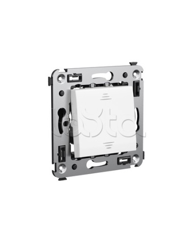 Инвертор одноклавишный в стену, Avanti, Белое облако DKC 4400123 в Рубцовске Аксессуары для стоек и шкафов Pintop.ru