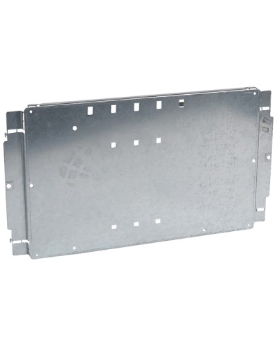 Пластина Legrand 020207 в Рубцовске Щиты электрические Pintop.ru