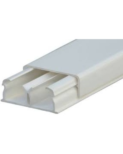 Мини-плинтус DLPlus 32x12,5 мм 2 отделения длина 2,1 м белый Legrand 030014 в Рубцовске Кабель-канал Pintop.ru