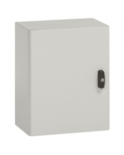 Щит навесной Legrand 035509 в Рубцовске Щиты электрические Pintop.ru